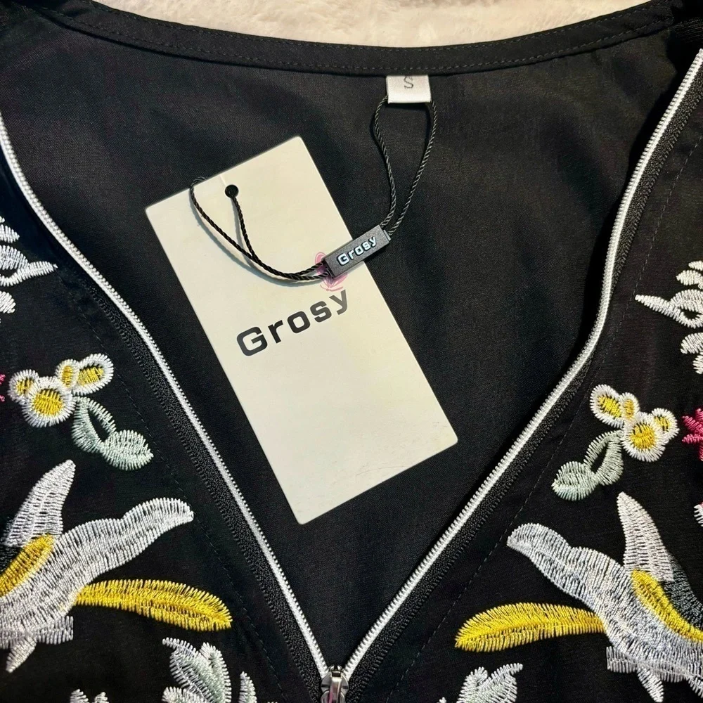 NWT Tunic Top Small Oversized Grosy Black Embroidered Floral Pink White Zip Neck - Picture 11 of 15